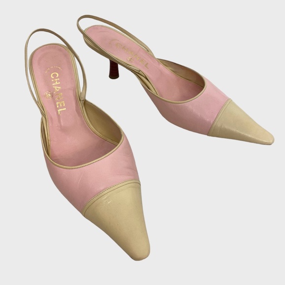 CHANEL Shoes - Vintage Chanel Pale Pink + Ivory Leather Pointed Toe Kitten Heels 38 1/2